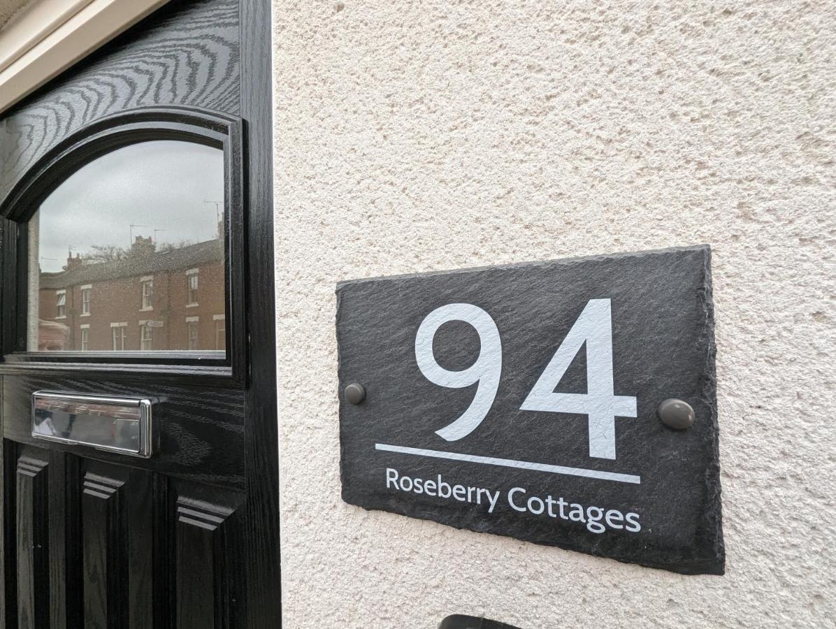 Blossom Holiday Lets - 94 Roseberry Cottages Guisborough Kültér fotó